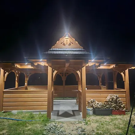 Villa Wierchowy Zakatek -jacuzzi Maruszyna