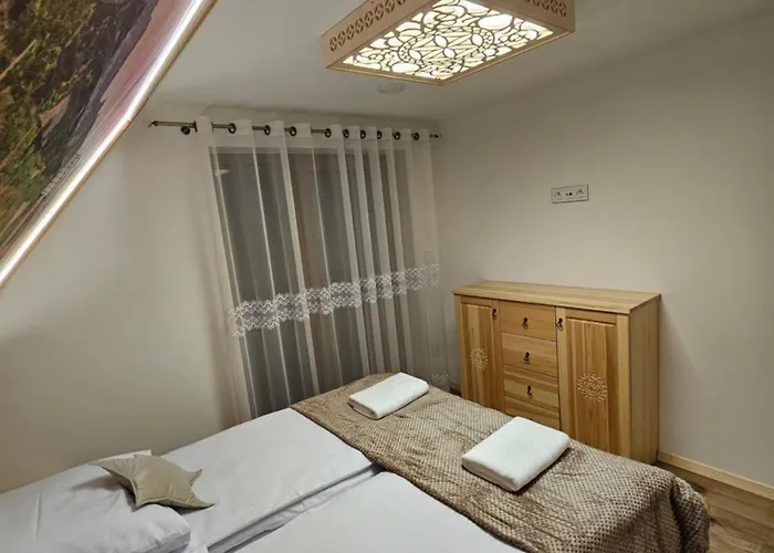 Wierchowy Zakatek -jacuzzi 빌라 Maruszyna